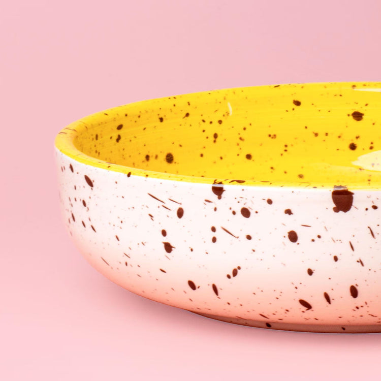 Ceramic Ginger Grater Plate: Spanish Kitchen Utensil, Vegan - CANELA