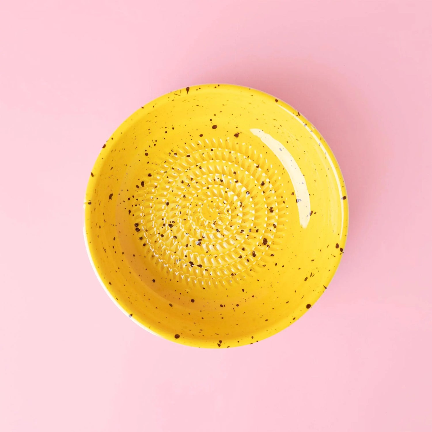 Ceramic Ginger Grater Plate: Spanish Kitchen Utensil, Vegan - CANELA